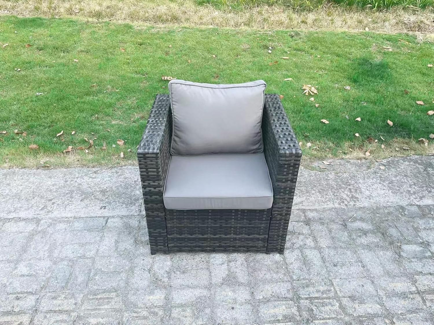 Rattan Patio Armchair with Cushions Outdoor Lounge Chair Balcony Seating