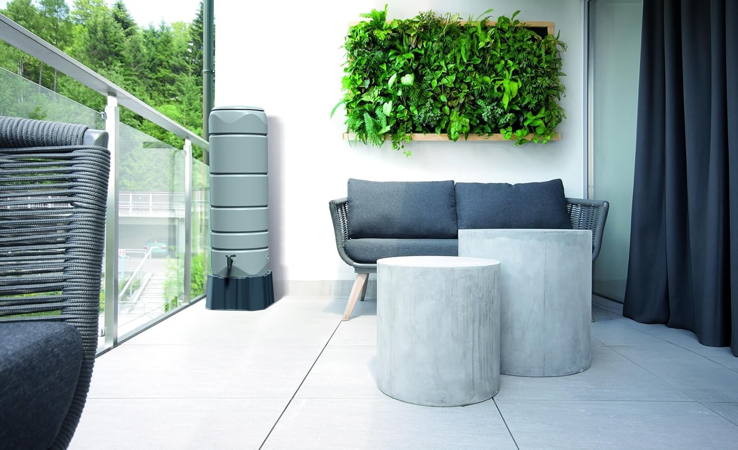 110L Rectangular Plastic Water Butt with Optional Connection Kit – Anthracite