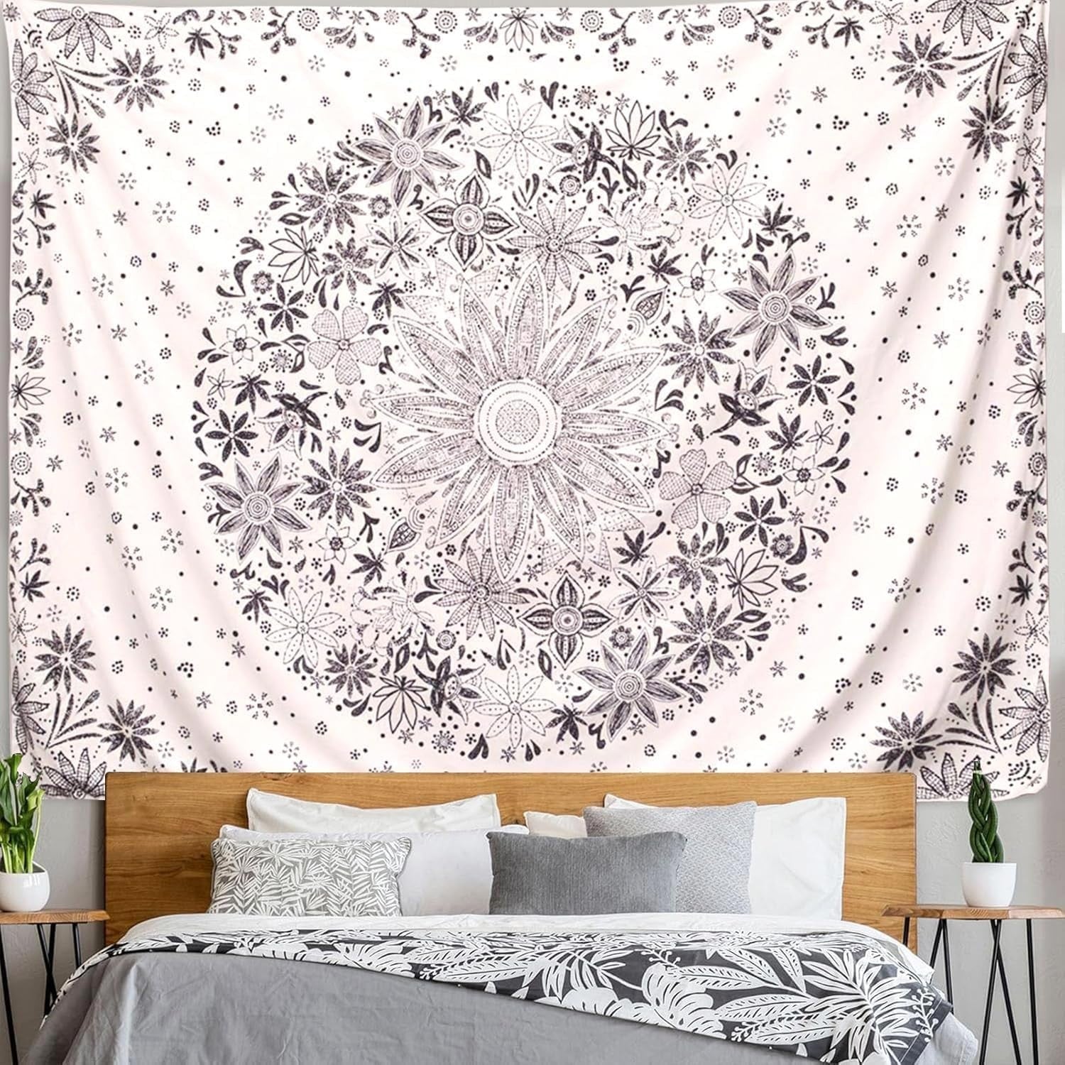 Beige White Daisy Boho Wall Tapestry 150x200cm Floral Decor