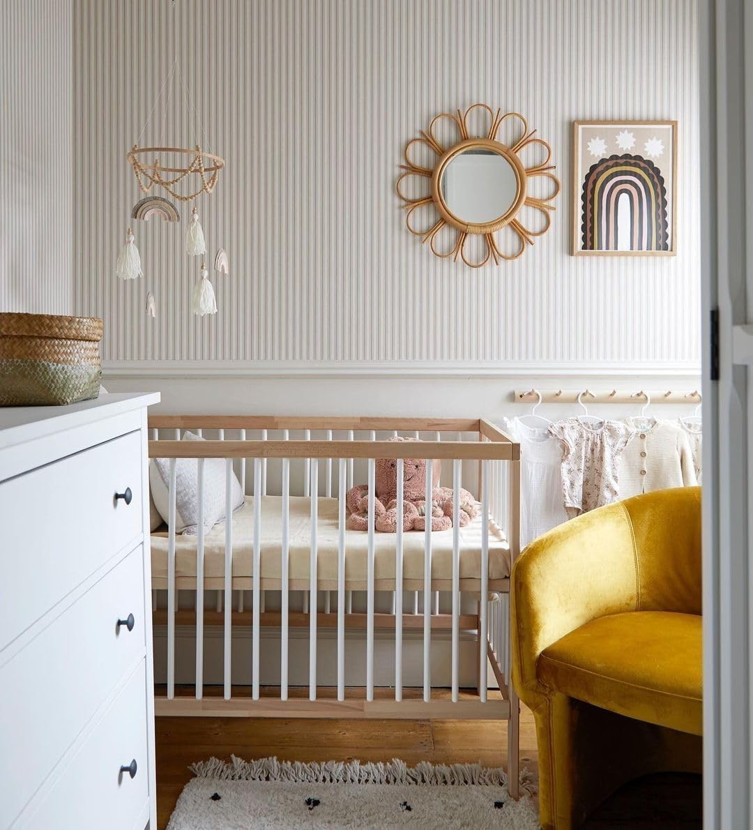 Space Saving Wooden Baby Cot Bed Adjustable Height Toddler Bed White Beech