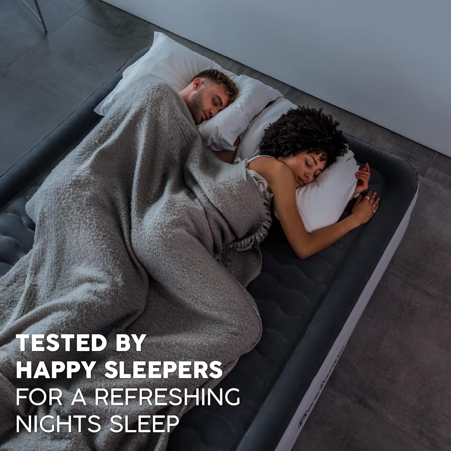 King Size Air Bed Built In Electric Pump Raised Inflatable Mattress 300kg