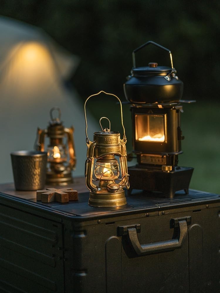Brass Paraffin Lantern Outdoor Hurricane Oil Lamp 16cm