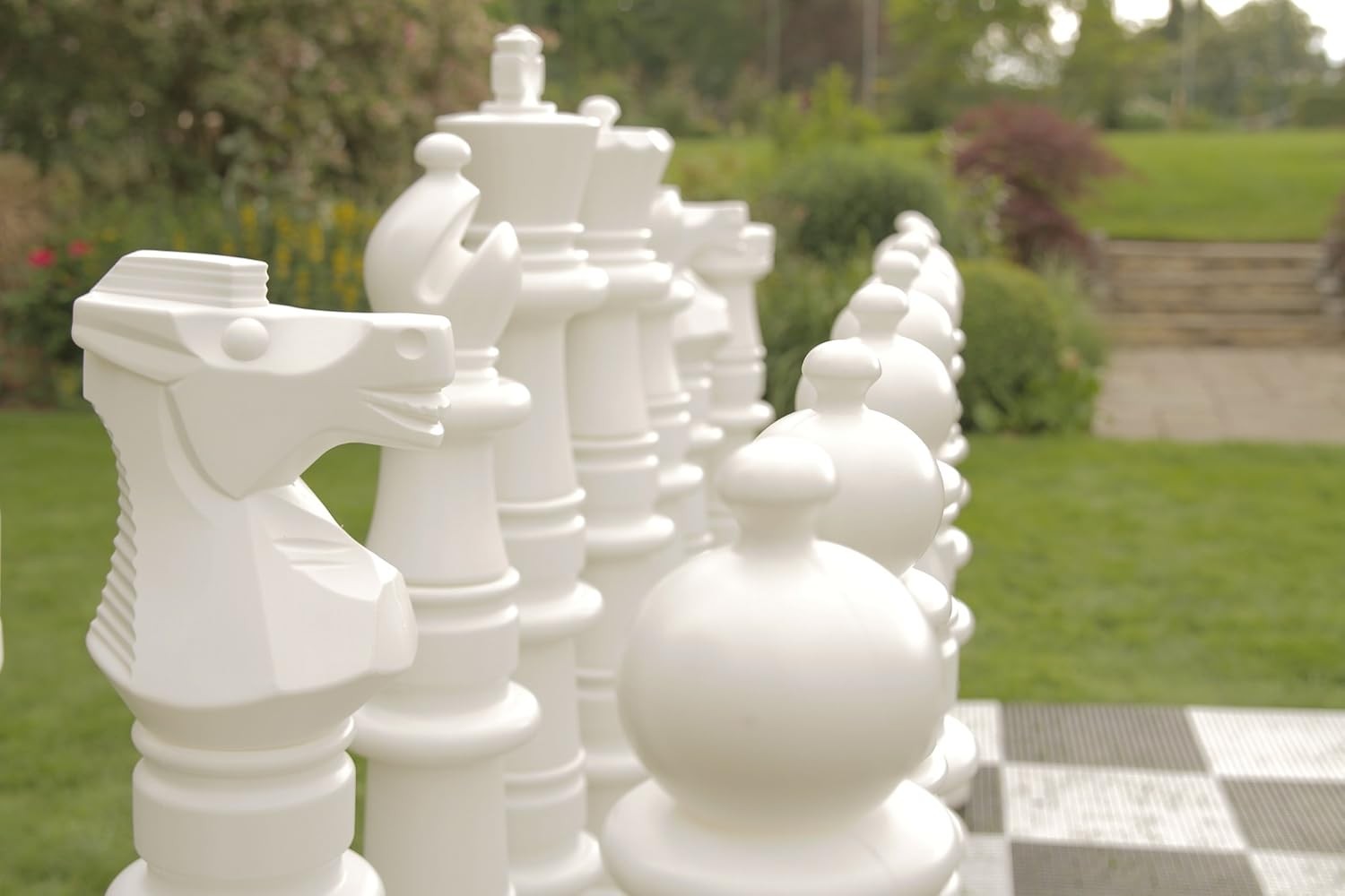 Giant 120cm Outdoor Chess Set | Jumbo Garden Pieces | Black & White Plastic