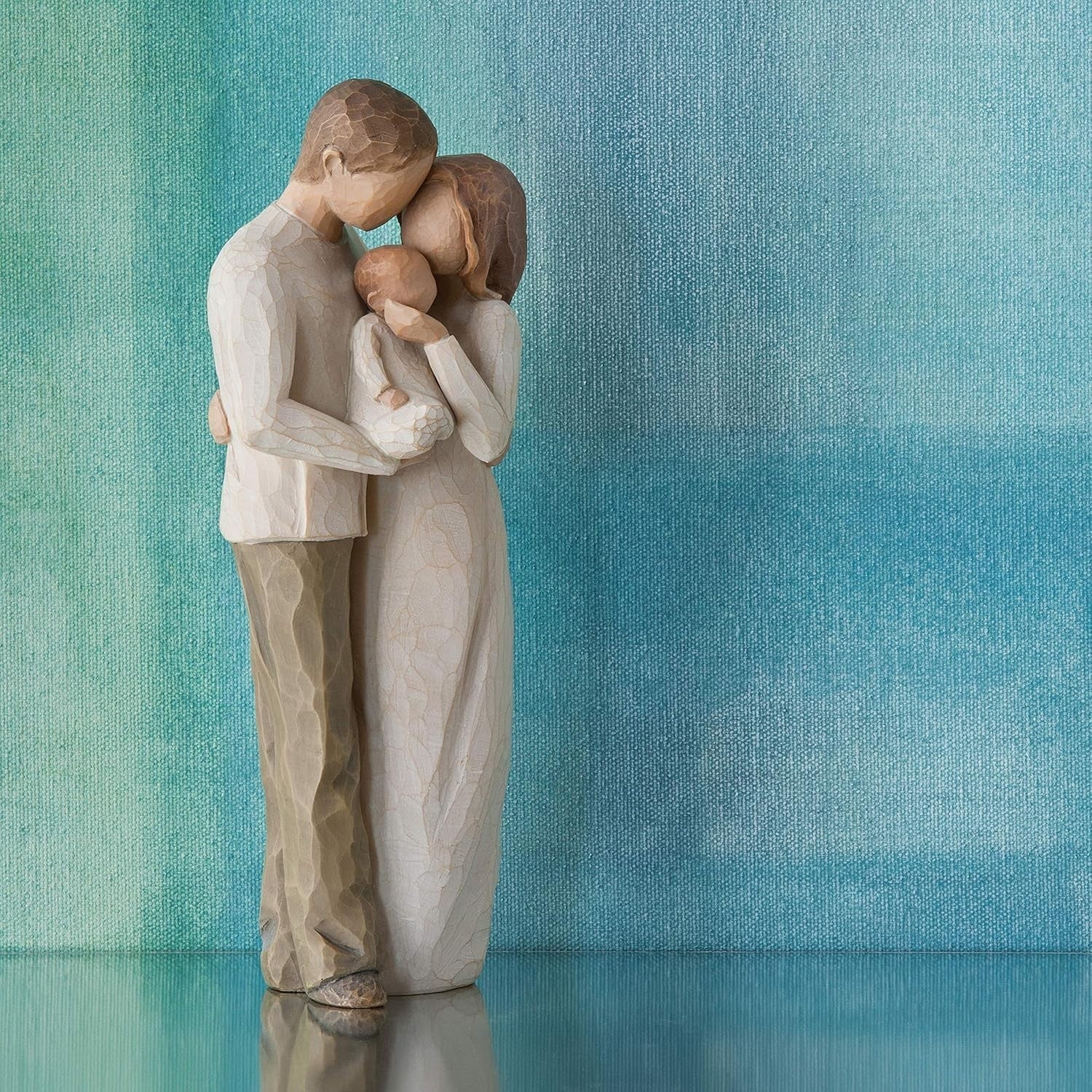 Family Figurine Resin Sculpture 22cm New Parents Gift Home Decor Ornament