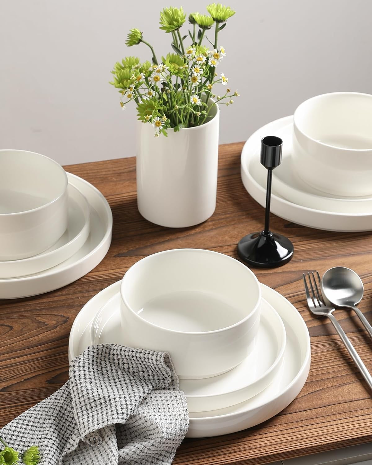 18pc Porcelain Dinnerware Set White Plates Bowls Service for 6
