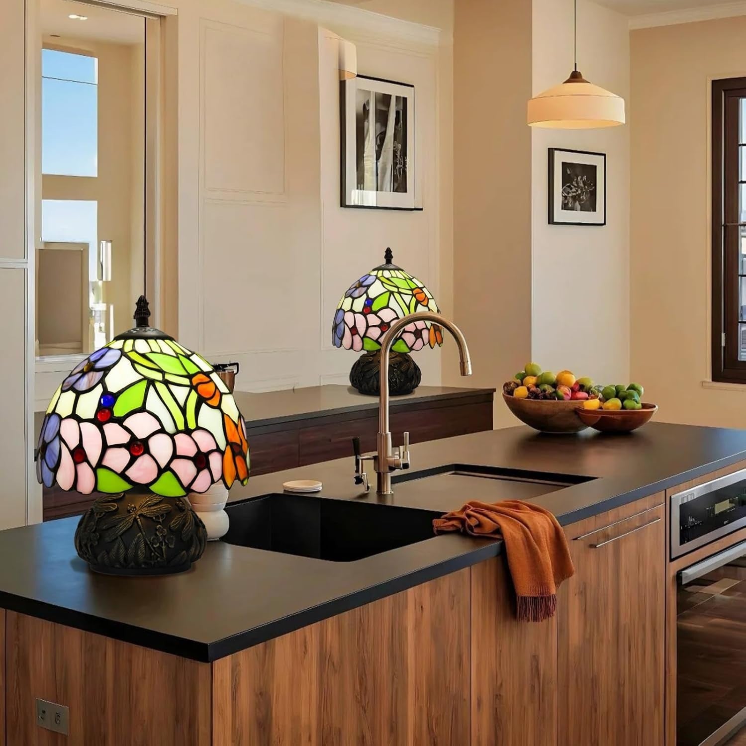 Stained Glass Table Lamp 8x8x11in Four Leaf Flower 3 Light Modes
