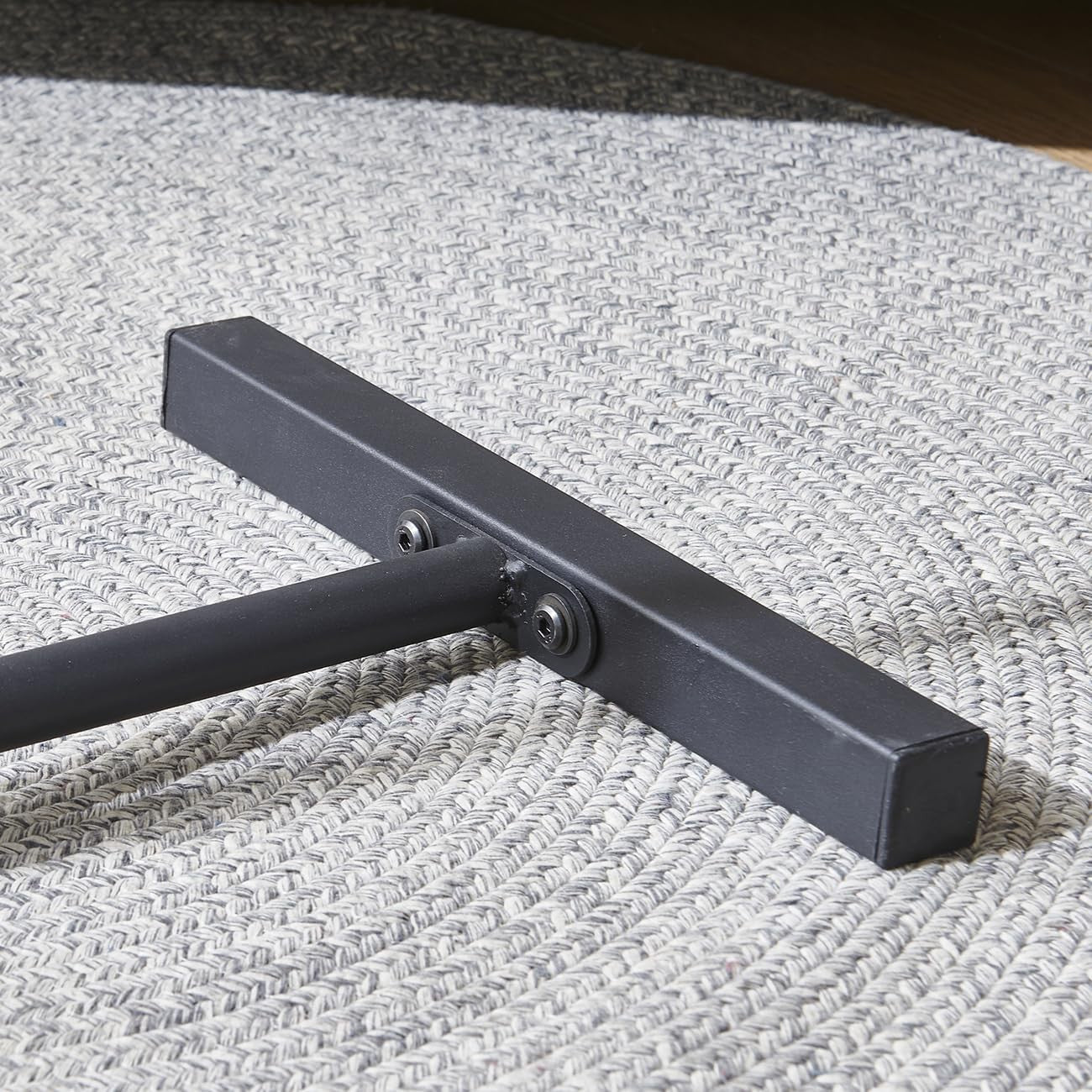 Black C-Shaped Side Table – Slim Sofa Snack Table with Modern Metal Frame