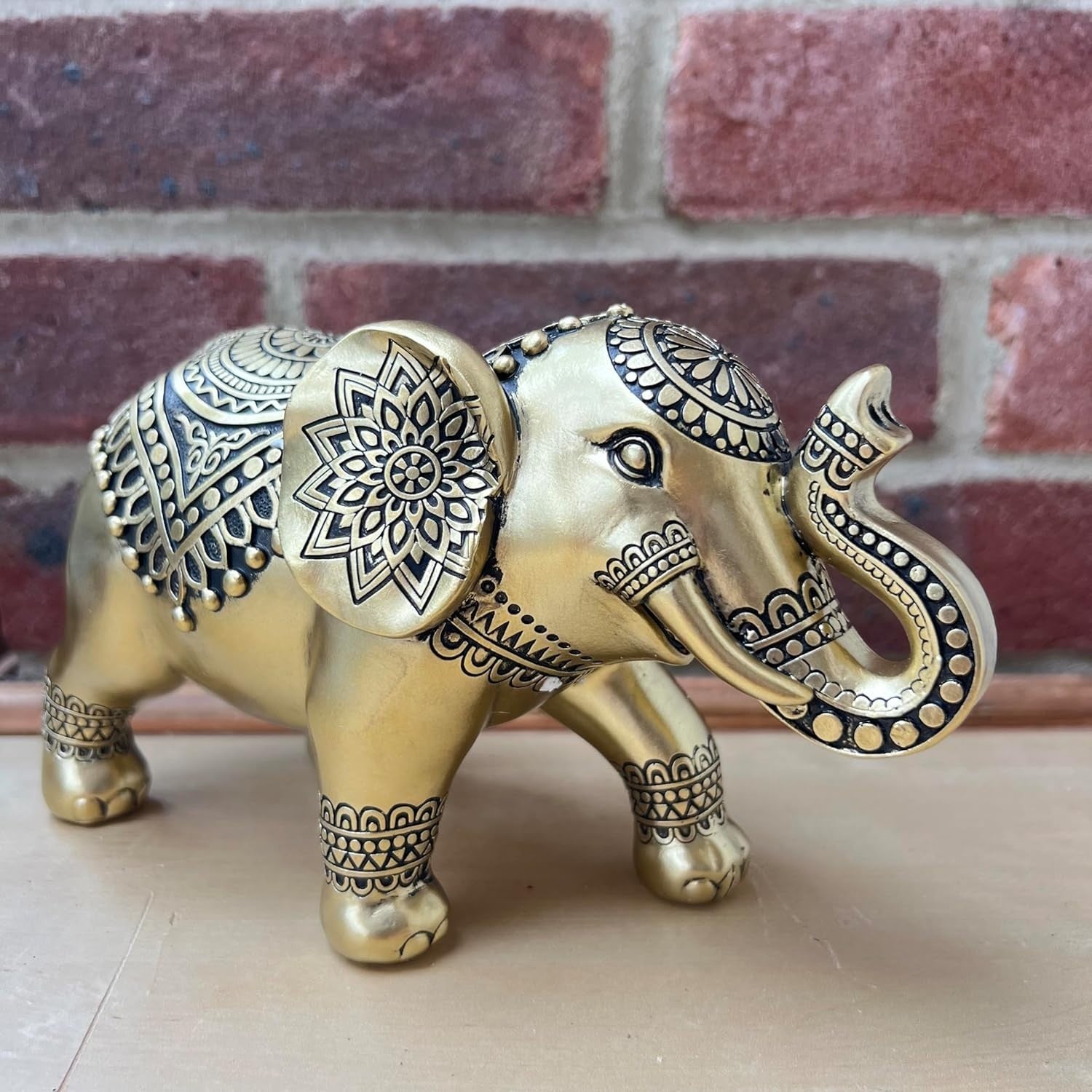 Golden Elephant Ornament Home Decor – Elegant Gold Figurine Resin Statue Gift