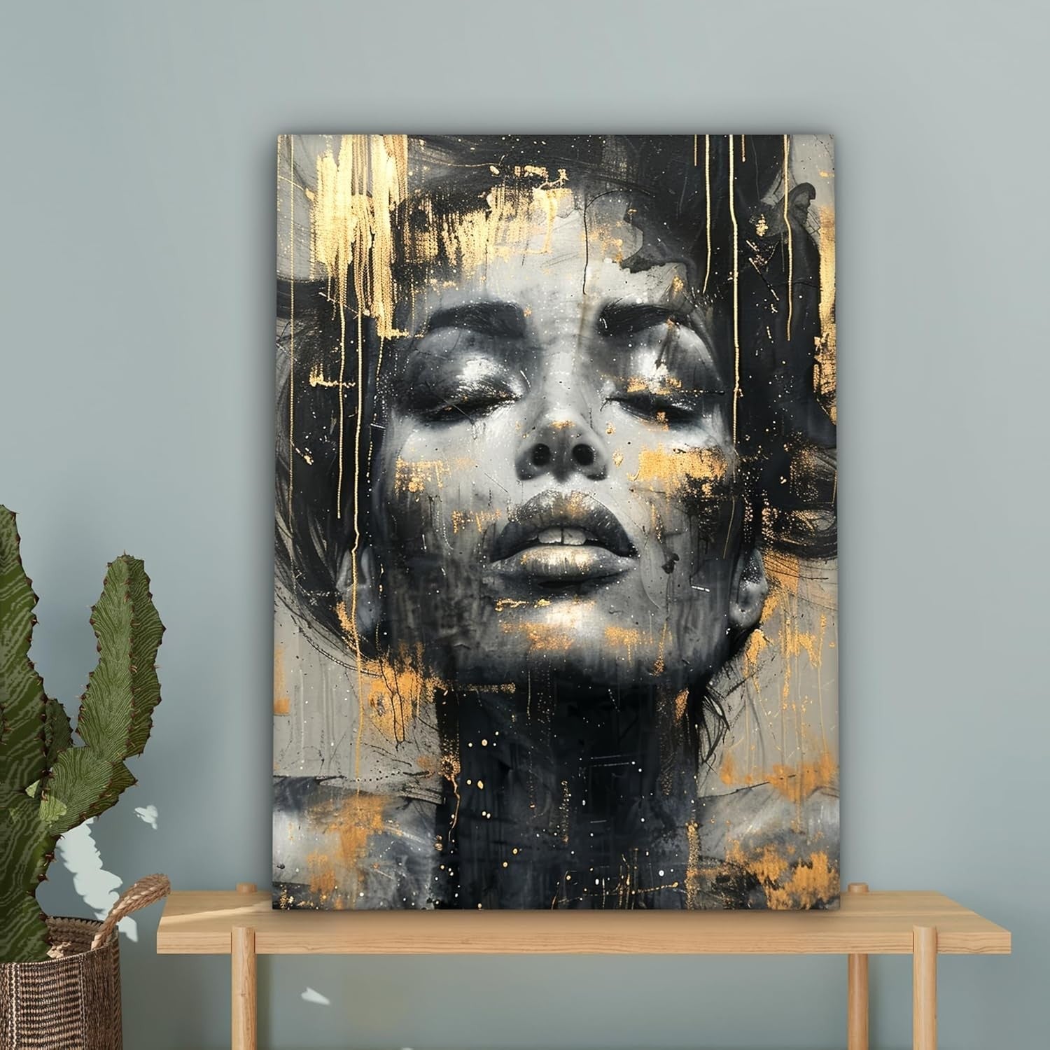 Abstract Woman Canvas Wall Art 50x70cm Gold Glamour Framed Print