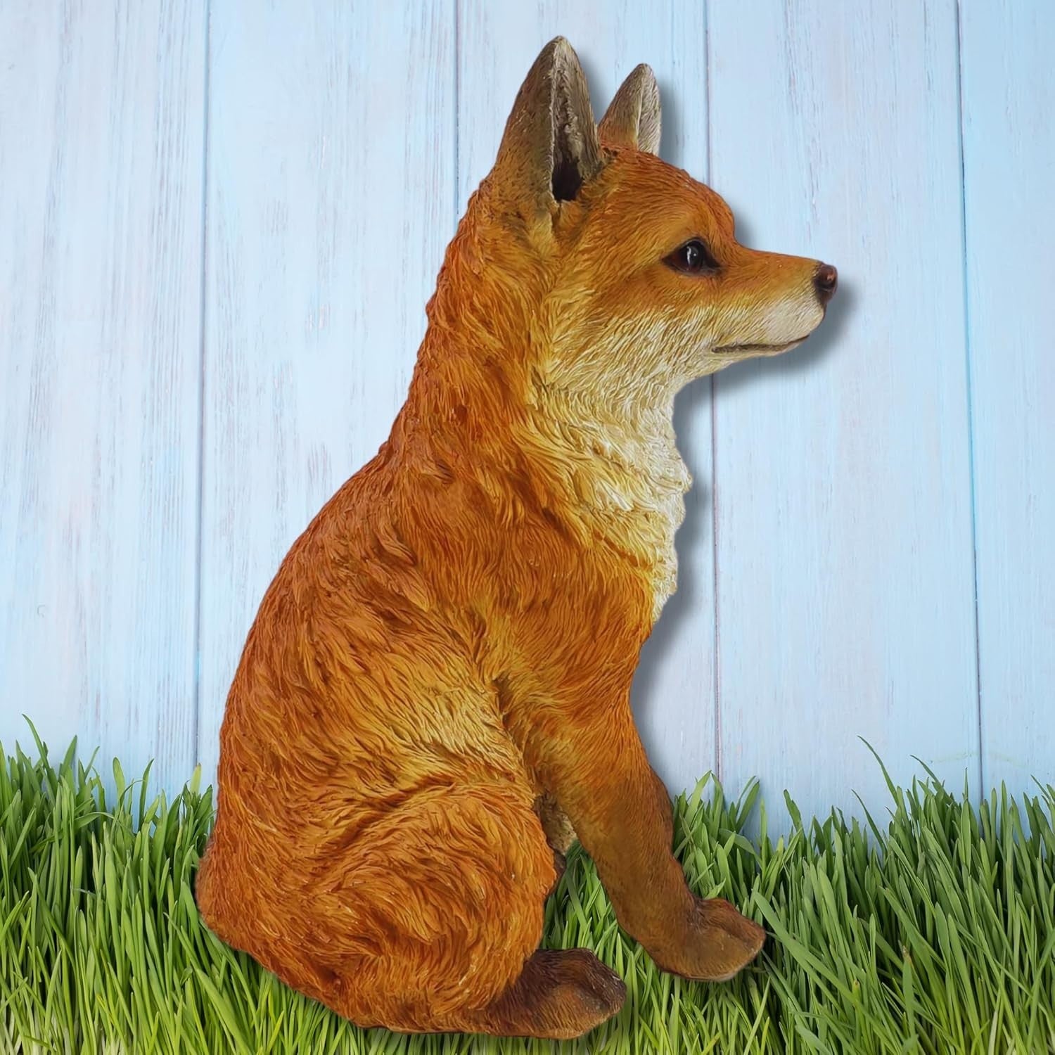Realistic Sitting Fox Garden Ornament | Large Weatherproof Resin Woodland Decor