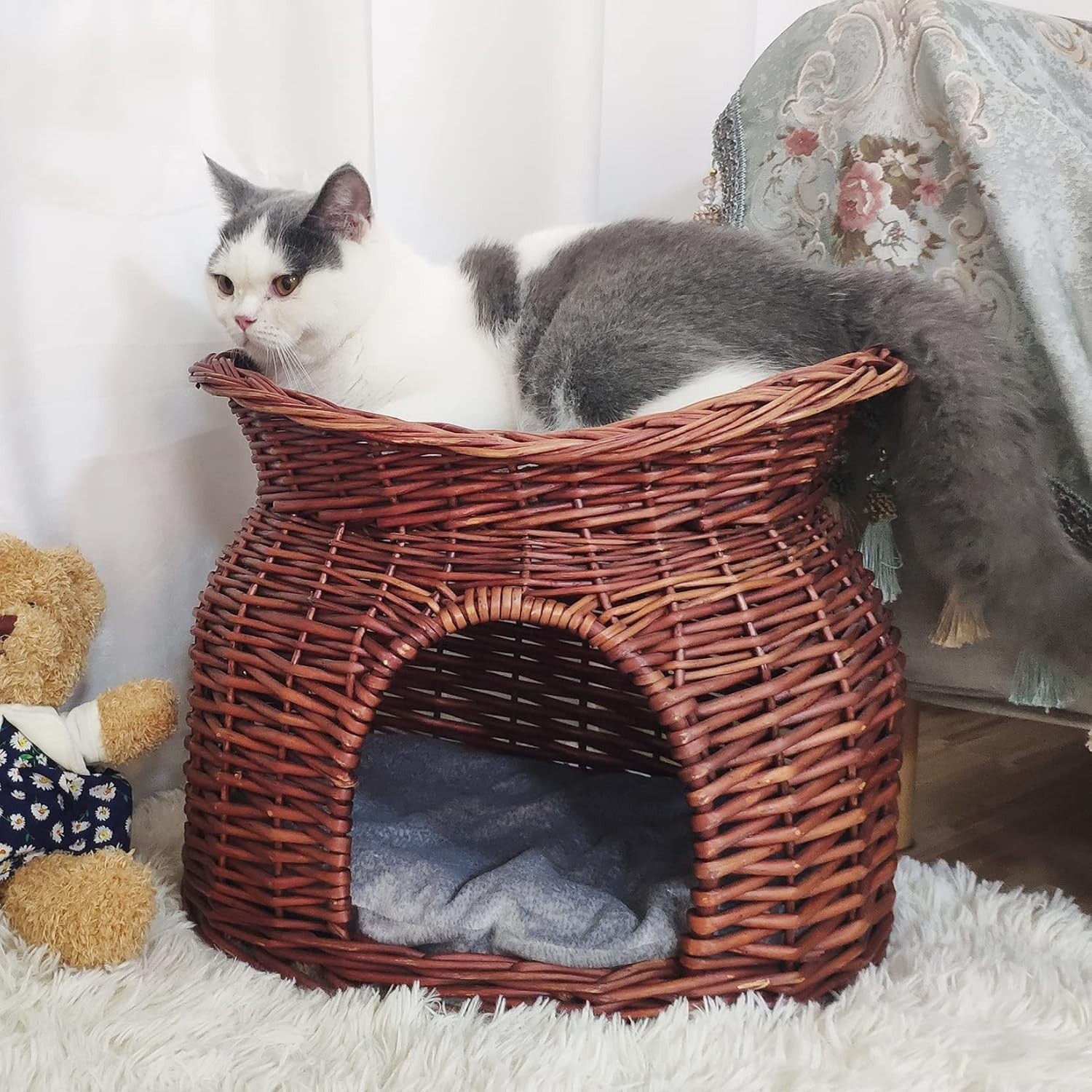 2 Tier Wicker Cat Cave House Basket Bed with Cushions Brown