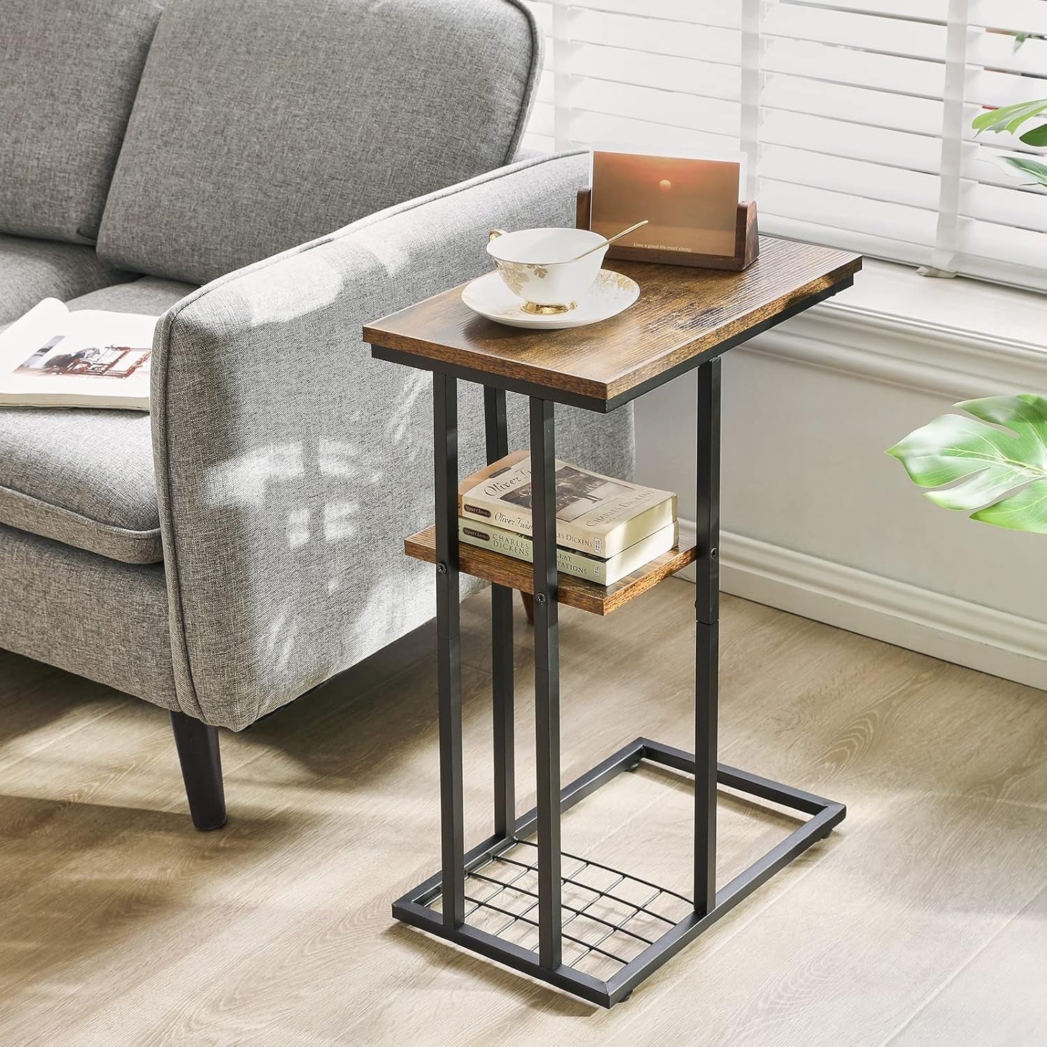 C-Shaped Side Table Snack Table for Small Spaces – Industrial Metal Desk