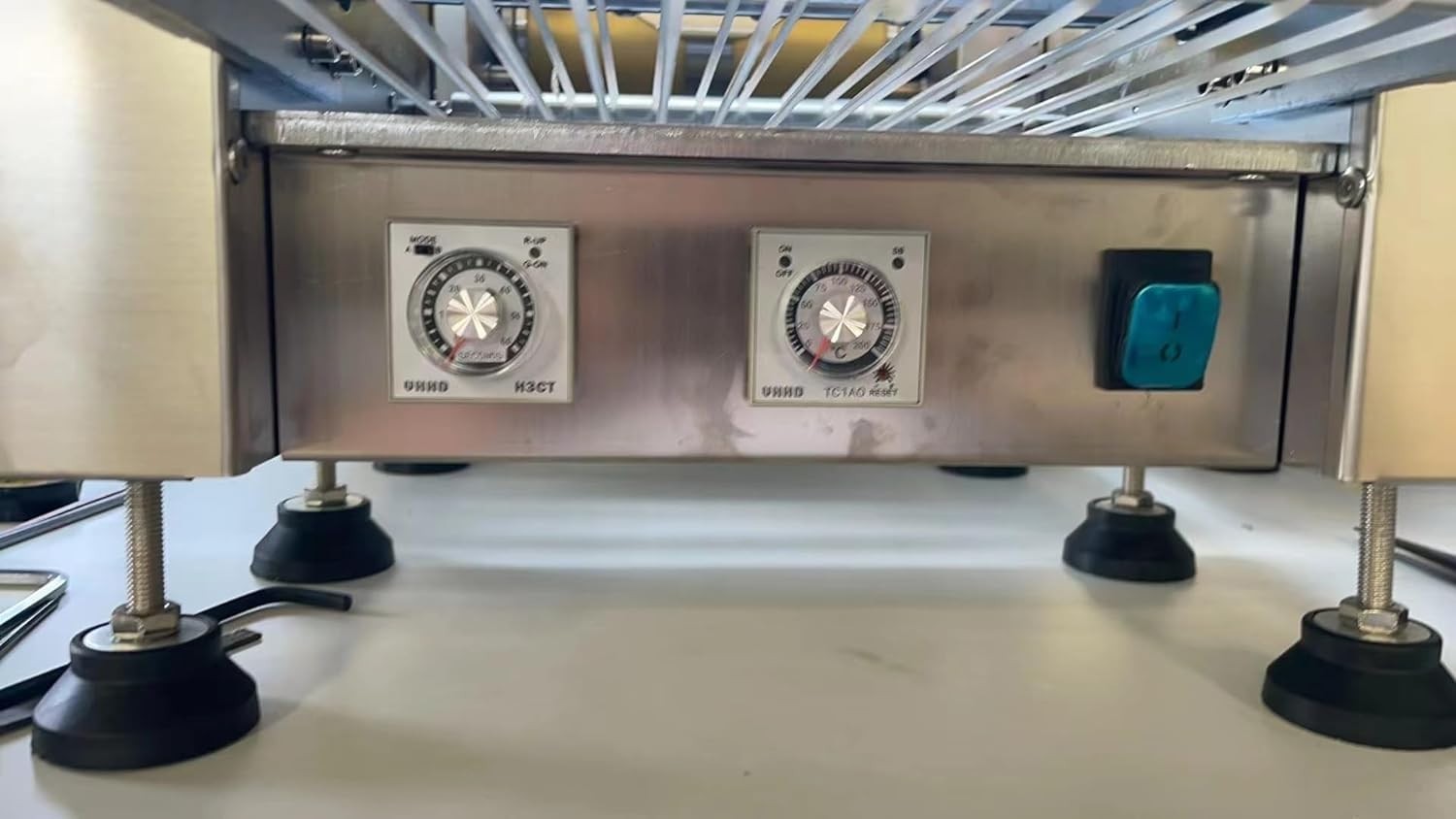 8" Automatic Commercial Crepe Machine | Non-Stick Cake Maker, 2000W