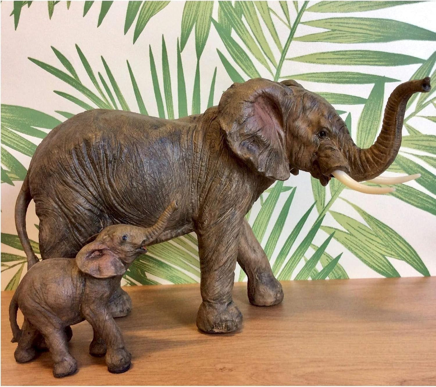 Mother & Baby Elephant Ornament Hand-Painted Resin Figurine Wildlife Home Decor