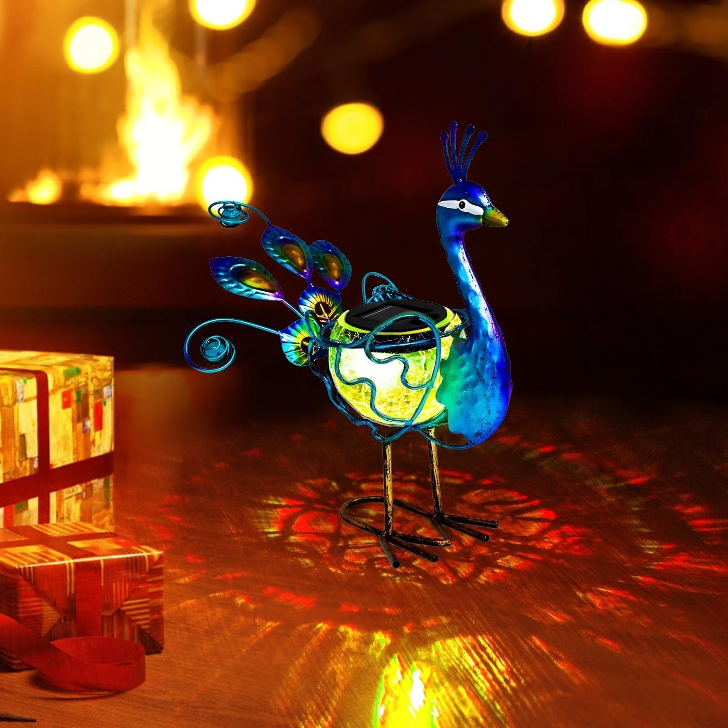 Solar Peacock Light Outdoor LED Garden Statue Metal Glass Yard Art Ornament