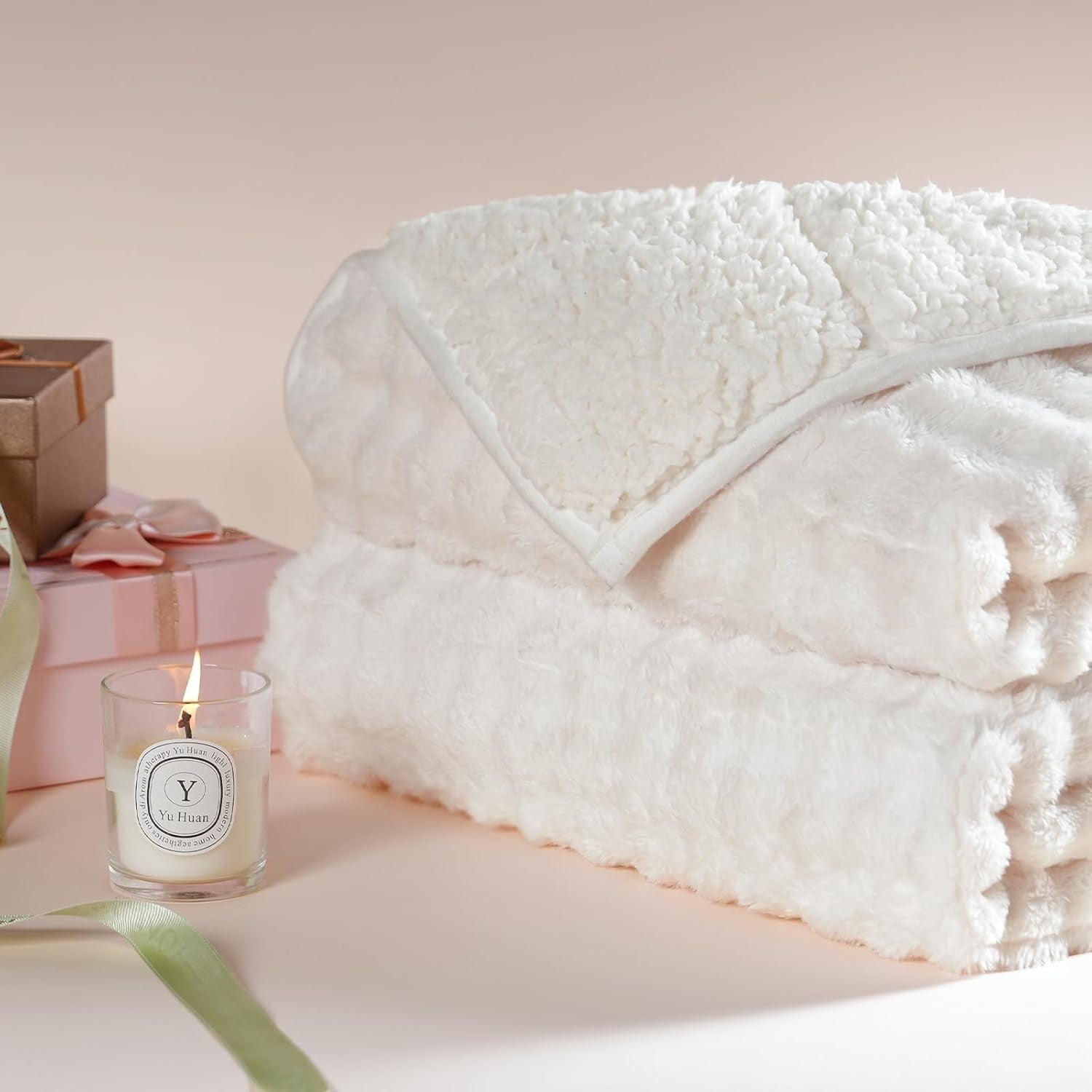 15lb Weighted Blanket, Cream White Bubble Sherpa Fleece 60x80 Cozy Plush