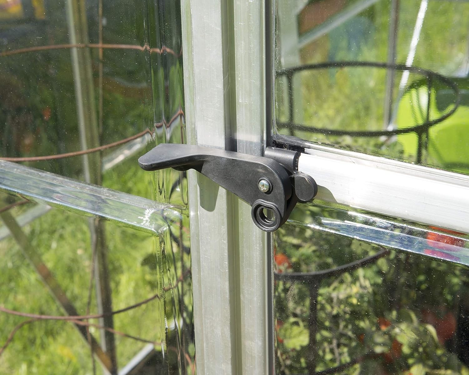 6x8ft Aluminium Greenhouse with Polycarbonate Panels & Roof Vent – Silver