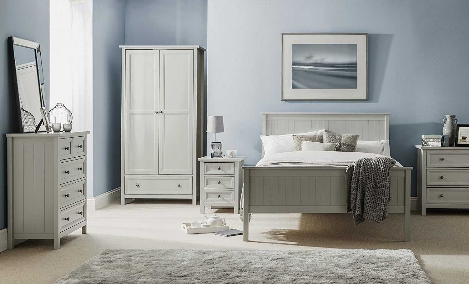 Grey 3 Drawer Bedside Table, Modern Wooden Nightstand with Storage Drawers