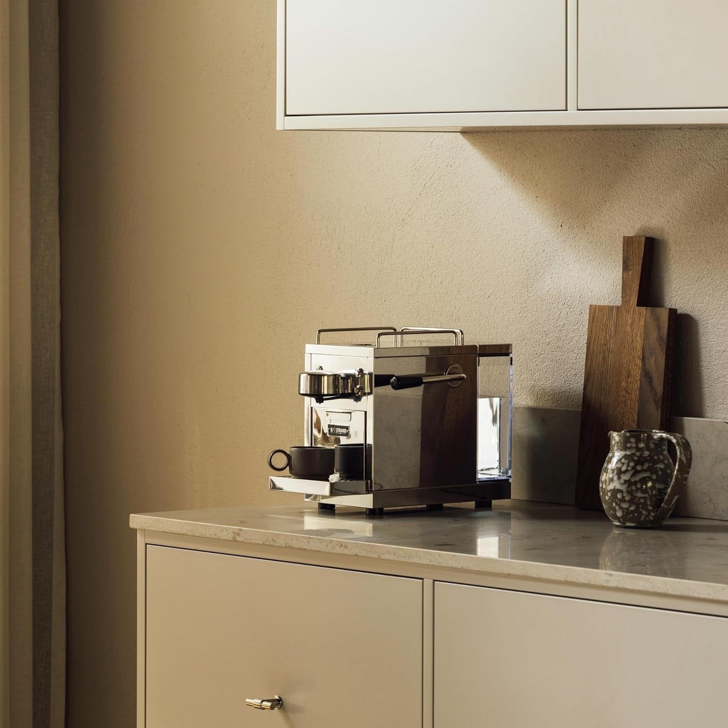 Stainless Steel Capsule Coffee Machine | 19-Bar Pressure, 1.2L Tank Size