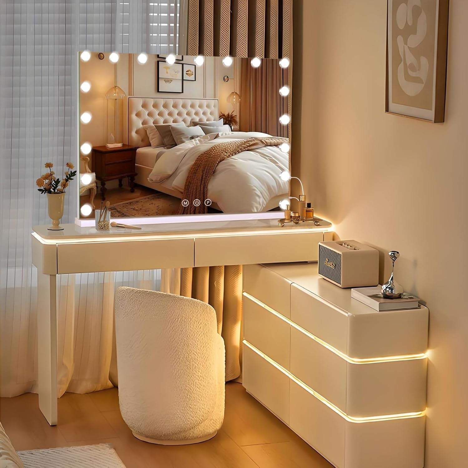 Hollywood Vanity Mirror with Lights, Touch Control, USB Ports, 60x80cm