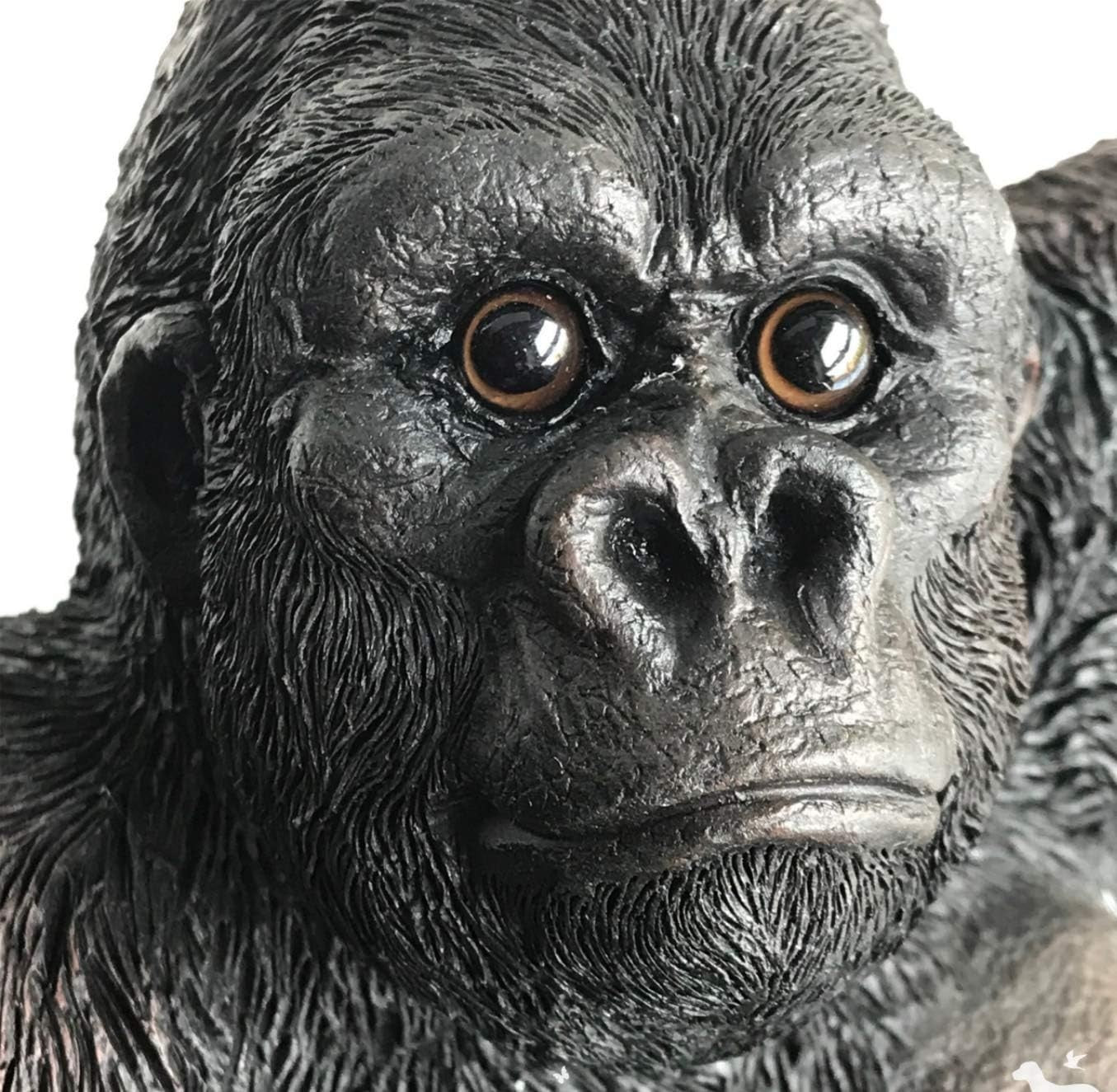 Swinging Gorilla Garden Ornament 80cm Rope Hanging Ape Decor Outdoor Resin