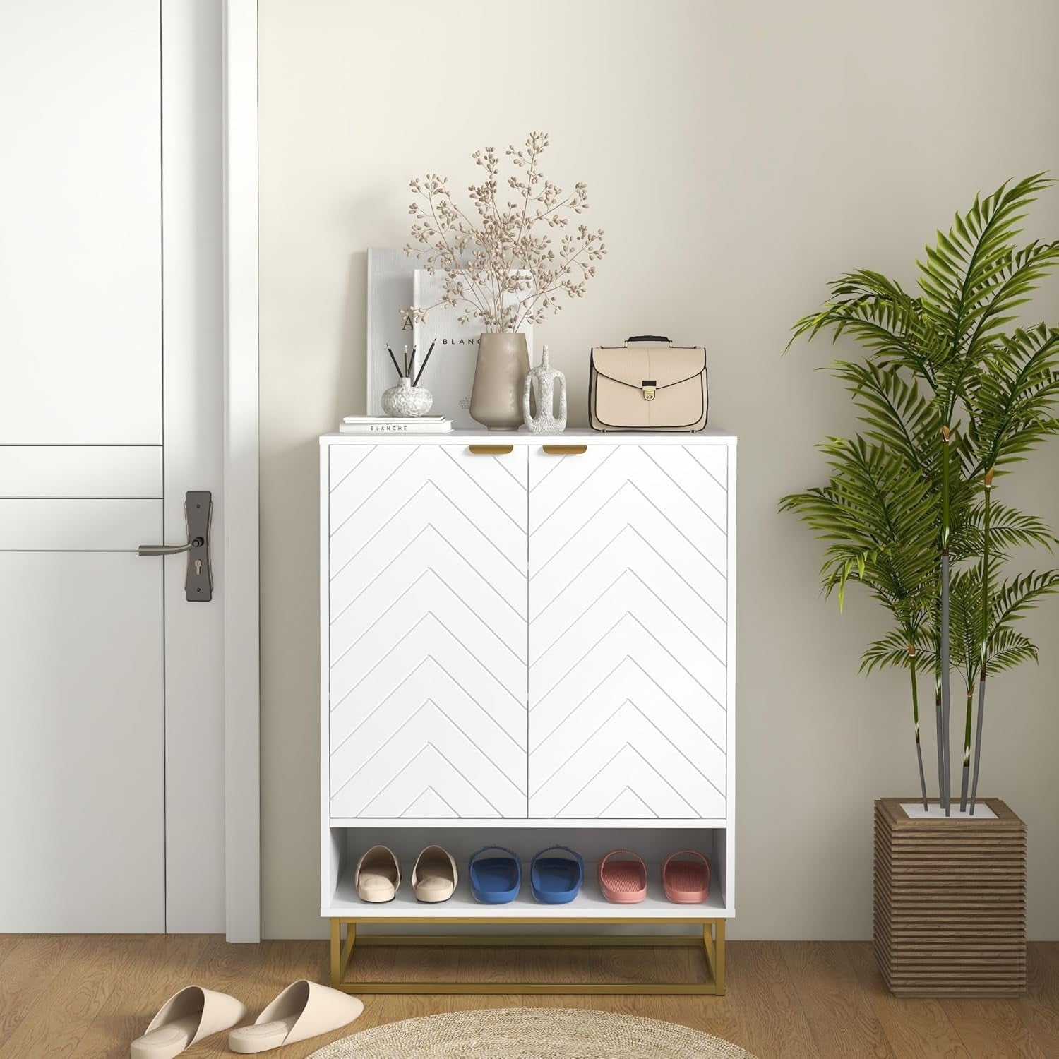 White Chevron 2-Door Shoe Cabinet 12-Pair Storage 73x35x95cm
