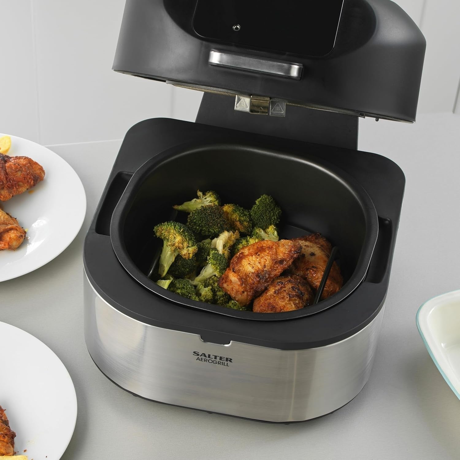 AeroGrill Multicooker 5.2L 5-in-1 Grill & Air Fryer, Temp Probe, LED Touch 1750w