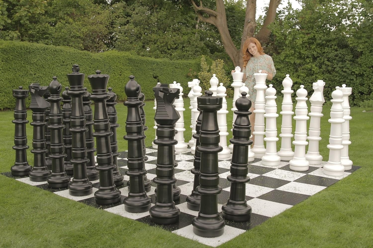 Giant 120cm Outdoor Chess Set | Jumbo Garden Pieces | Black & White Plastic