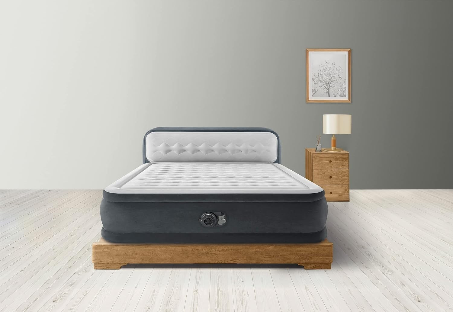 Queen Inflatable Air Bed w/ Headboard Built-In Pump Durable PVC