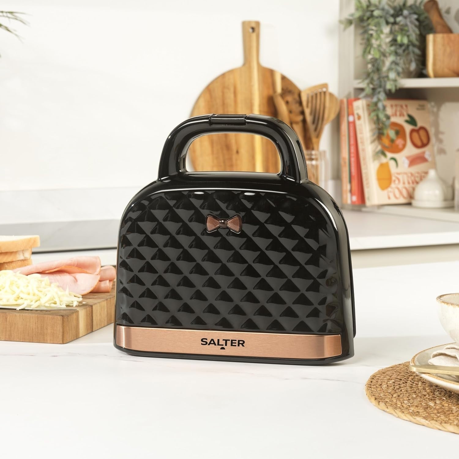 Stylish 750W Sandwich Toaster | Handbag Design Non-Stick Toastie Maker