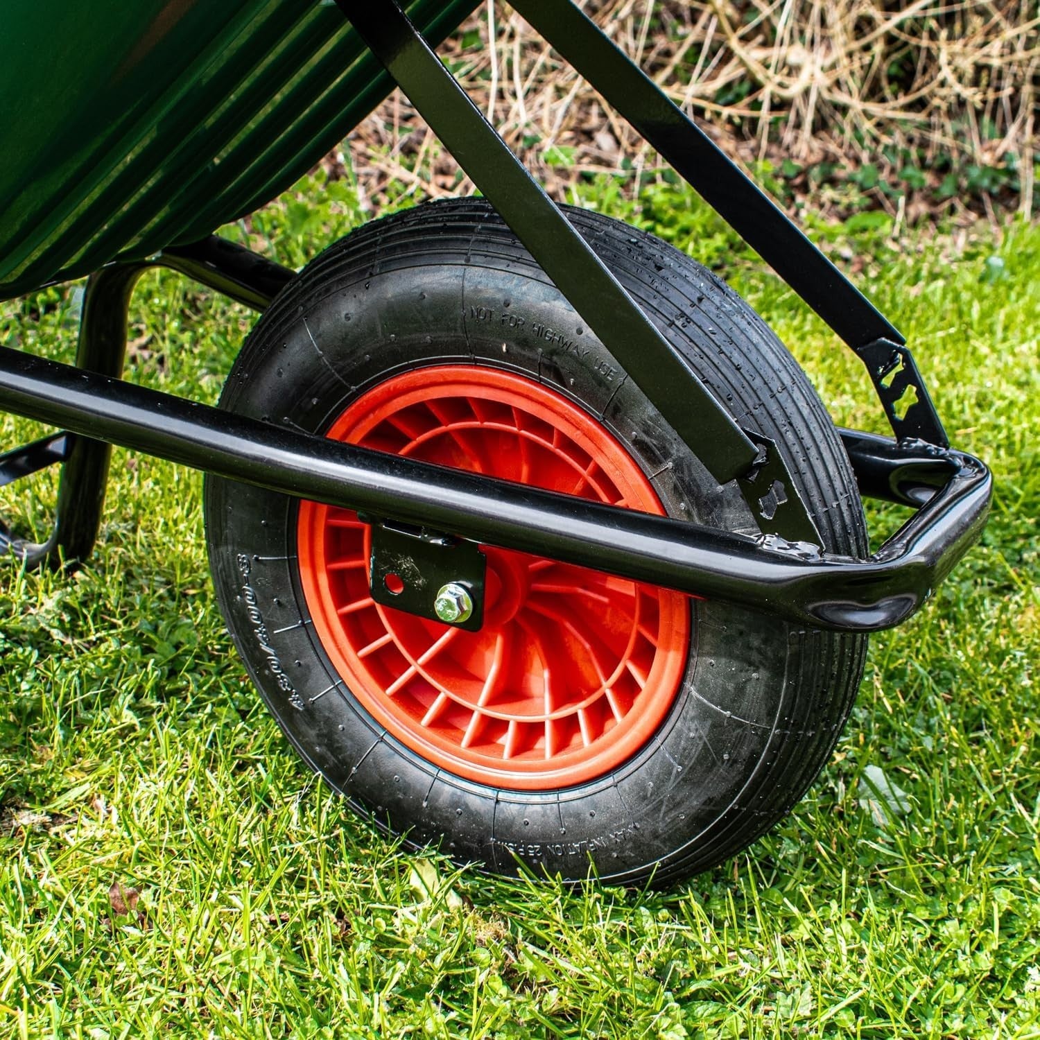 90L Heavy Duty Wheelbarrow Green – Pneumatic Tyre w/ Plastic Tray 150kg Load