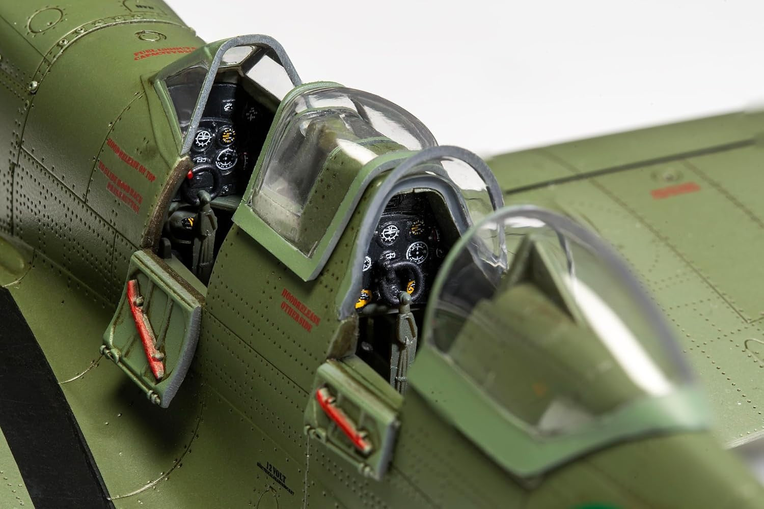 1:48 Scale Plastic Spitfire TR.9 Model Kit DIY Aircraft Unpainted with Decals