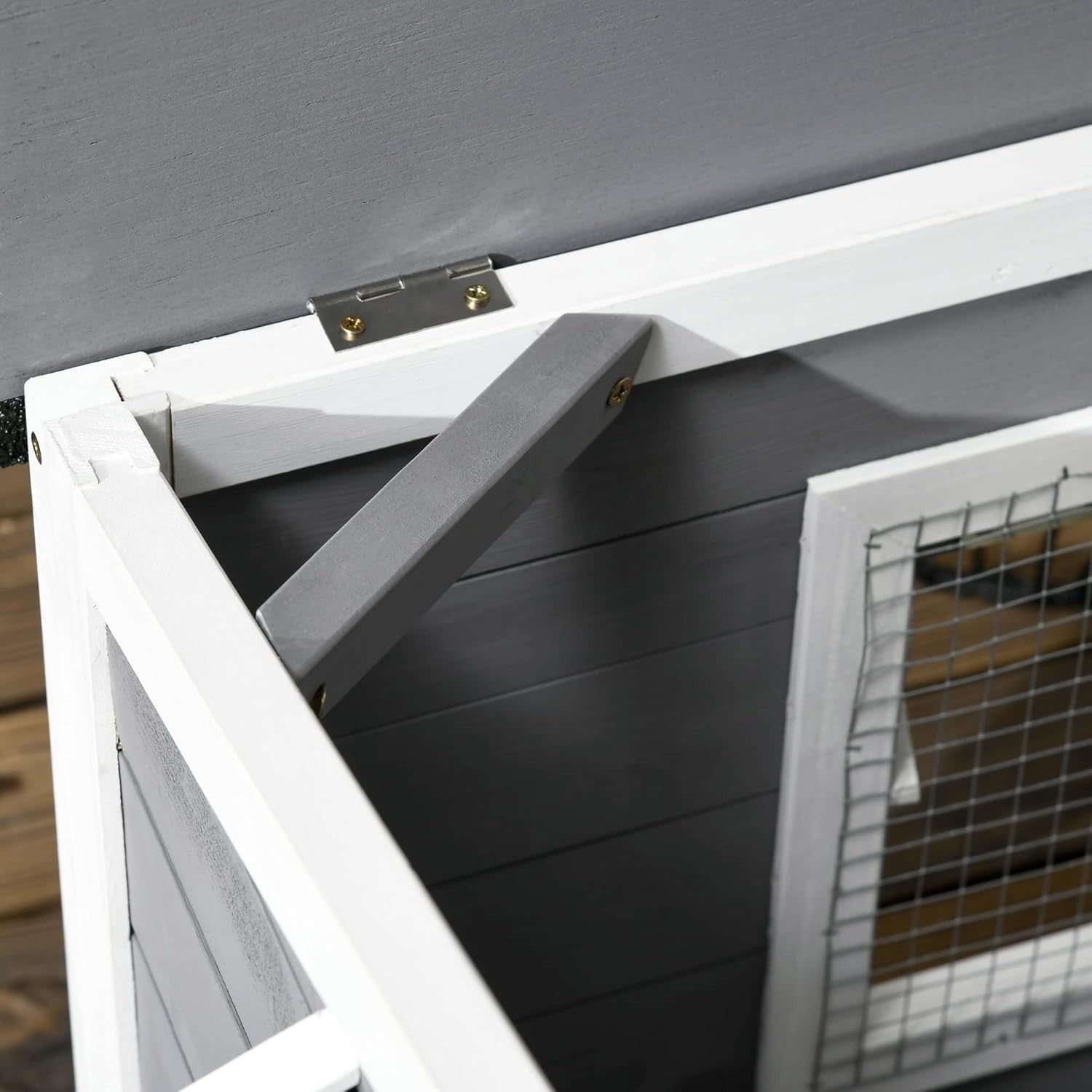 Outdoor Wooden Dog Kennel with Raised Base & Ventilated Roof 109x79x72cm Grey