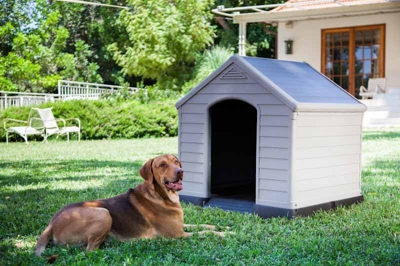 Waterproof UV Resistant Large Outdoor Dog Kennel with Ventilation 95x99x99cm