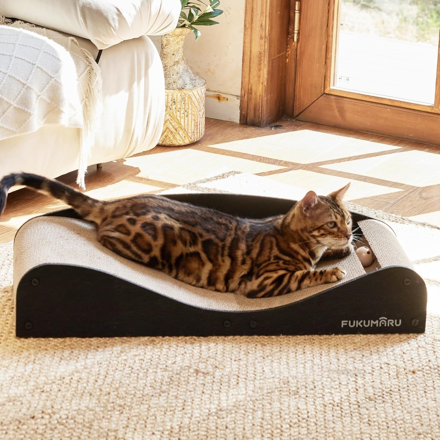 74cm Cat Scratcher Bed Cardboard Lounge Couch w Felt & Ball Toy