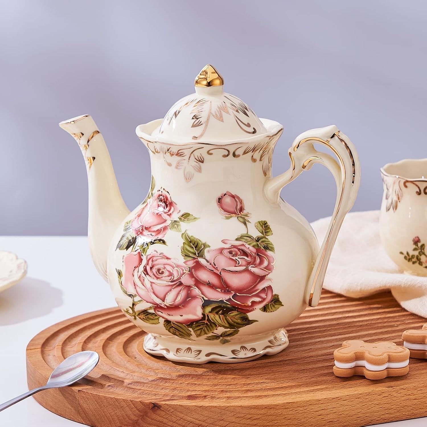 700ml Pink Rose Porcelain Teapot Vintage Floral Gold Trim Tea Pot