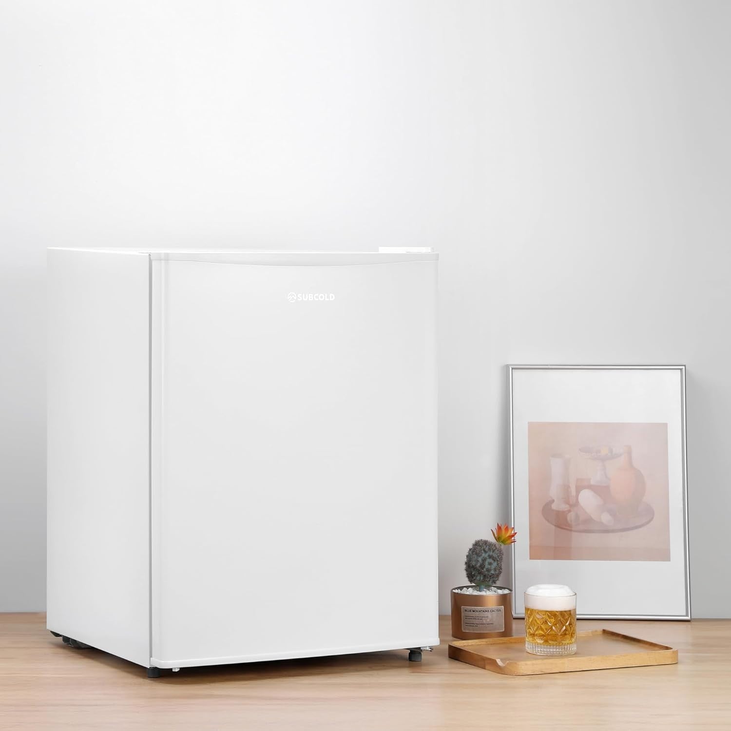 Mini Freezer 30L Compact Table Top 4-Star Adjustable Thermostat White