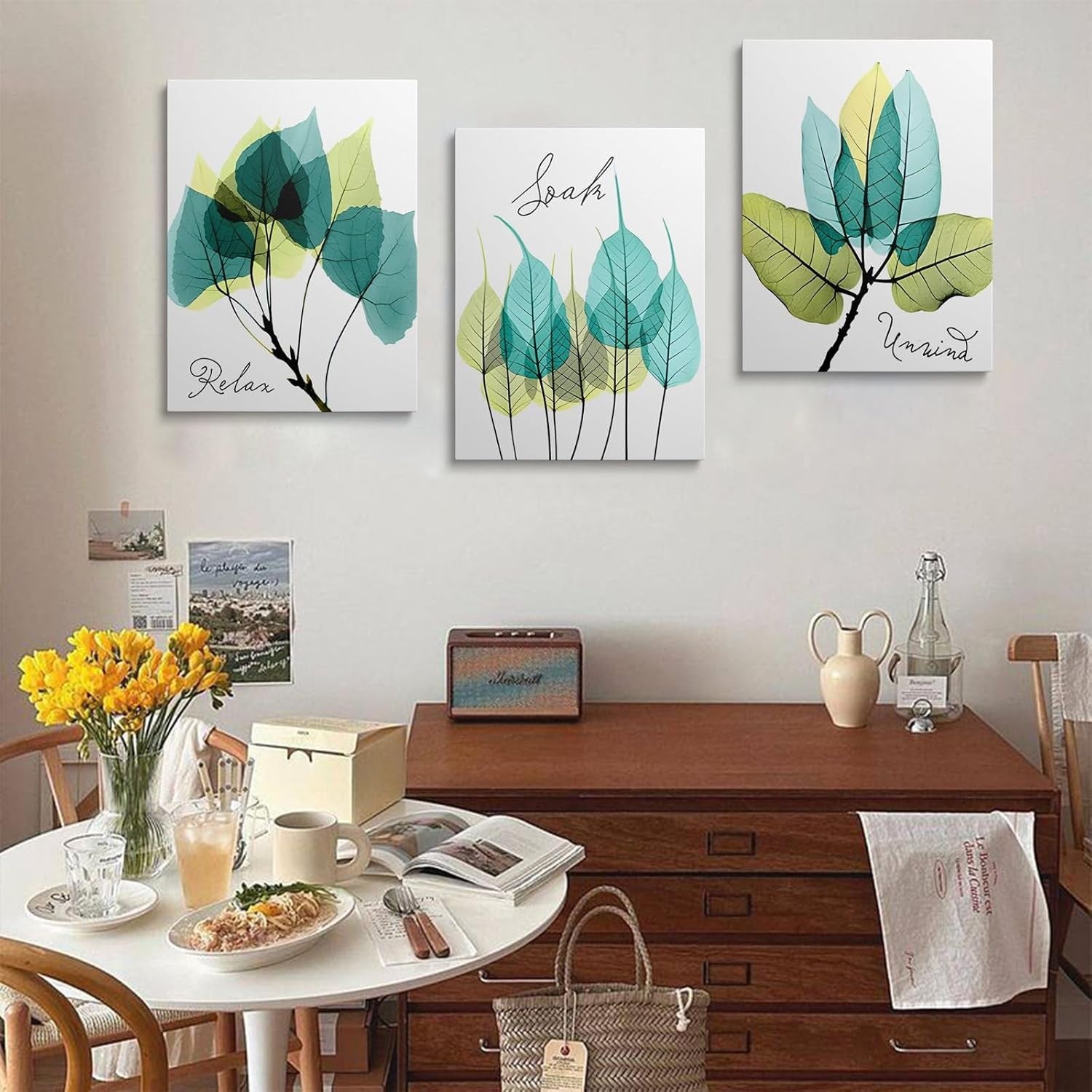 Minimalist Green Leaf Wall Art Set of 3 Canvas 12x16in