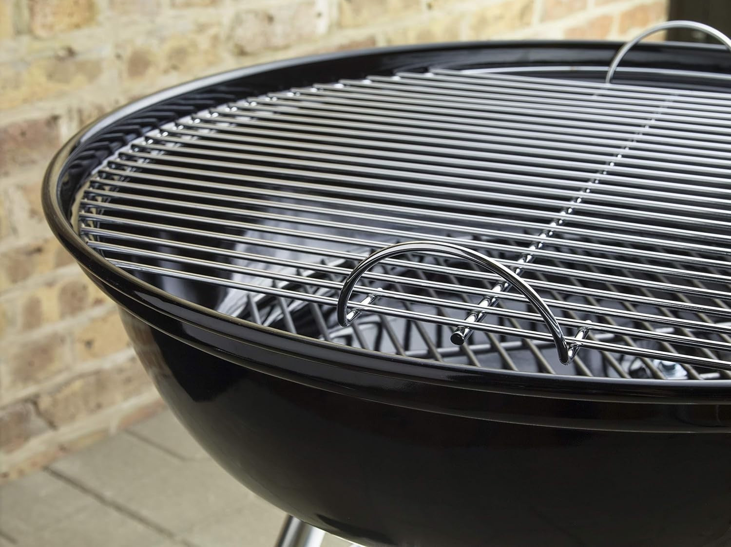 Compact Kettle Charcoal BBQ Grill 47cm | Porcelain-Enamel Bowl | Tripod Stand