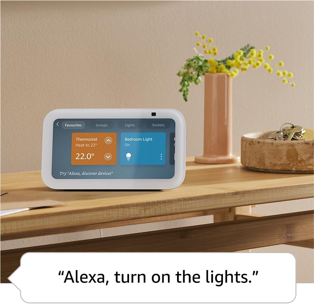 Smart Display Alarm Clock Voice Control 5.5” Screen Video Calls Music
