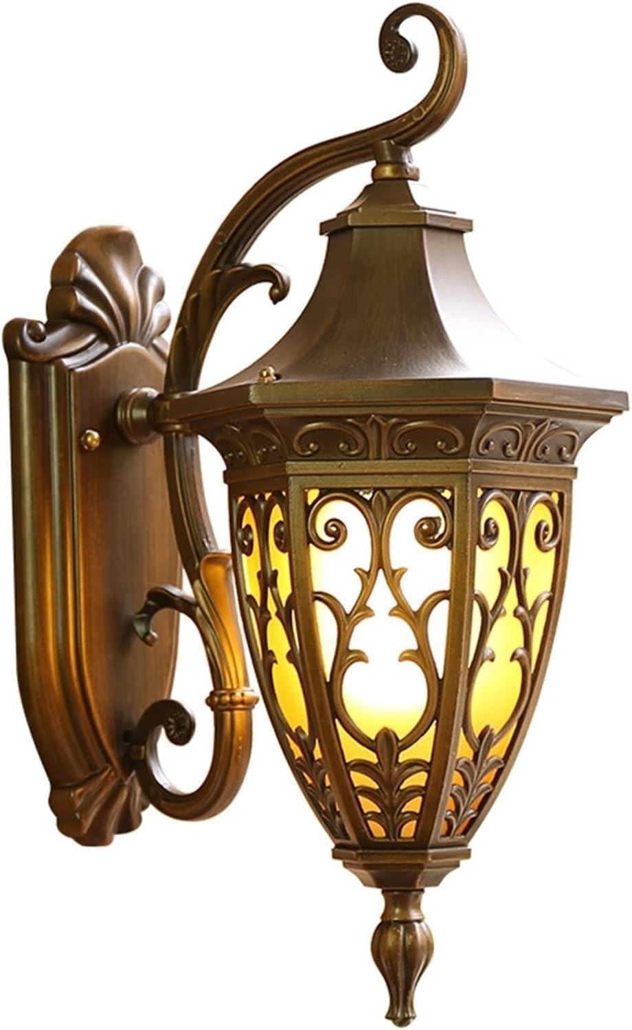 Retro Brass Outdoor Wall Lantern – Frosted 6-Sided Glass E27