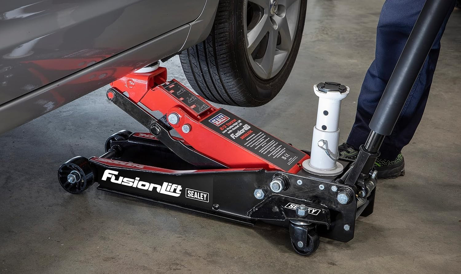 3 Ton Low Profile High Lift Trolley Jack Super High Reach Rocket Lift 98–770mm