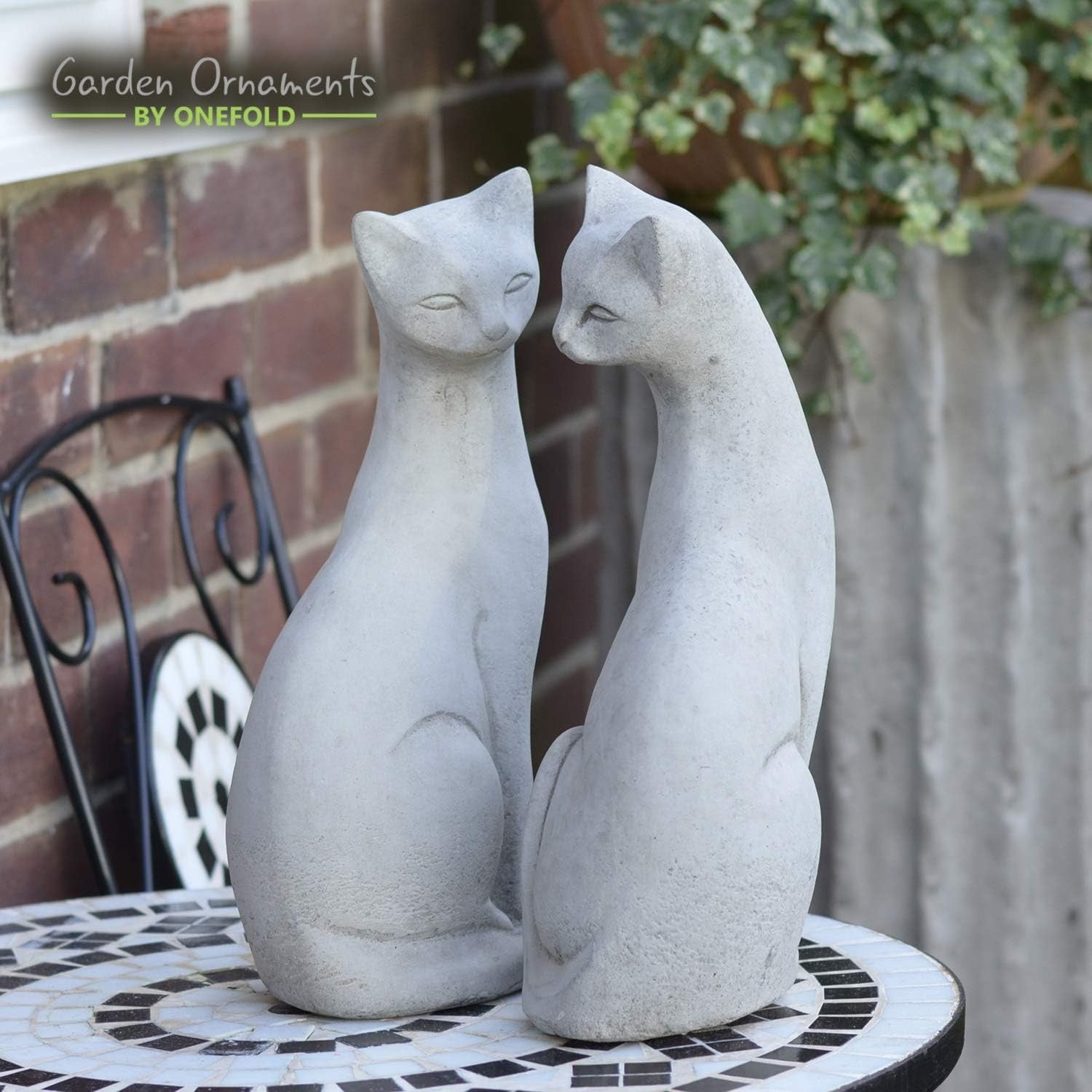 Siamese Cat Garden Statue – Weather-Resistant Stone Ornament for Home & Lawn