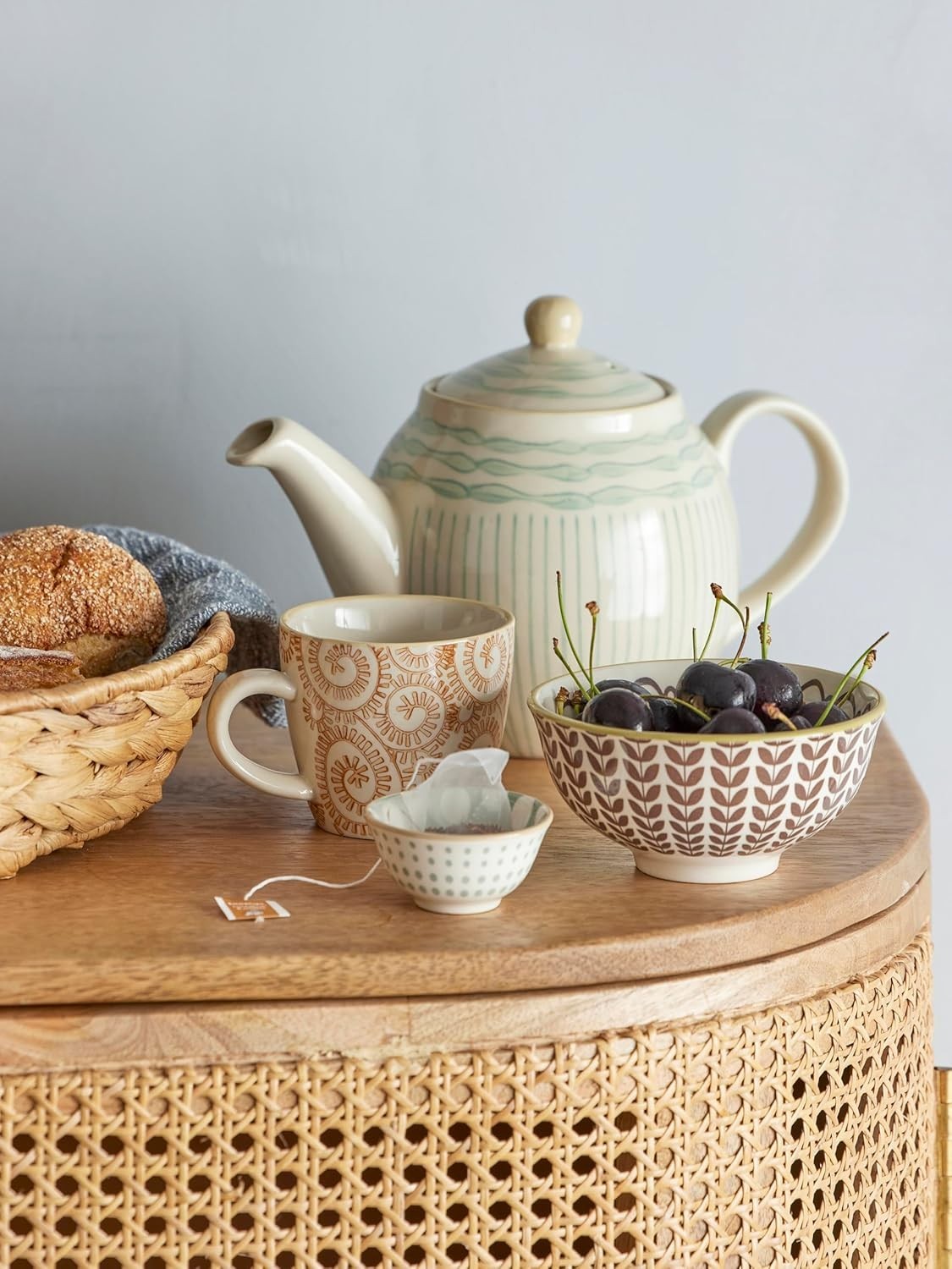 Blue Stoneware Teapot 0.9L Heat Retaining Tea Pot with Lid Modern