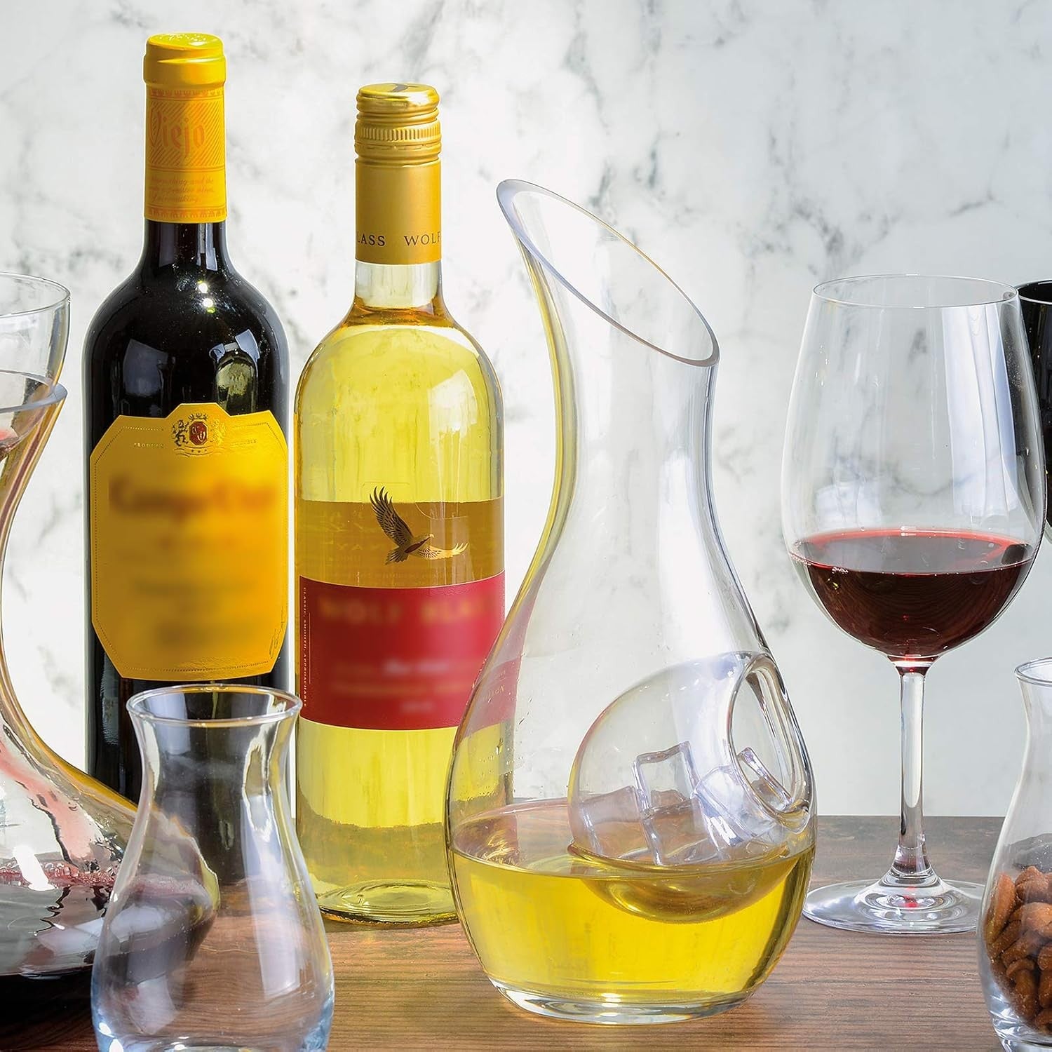 1050ml Wine Cooling Carafe with Chill Rod – Elegant Glass Decanter for White Win