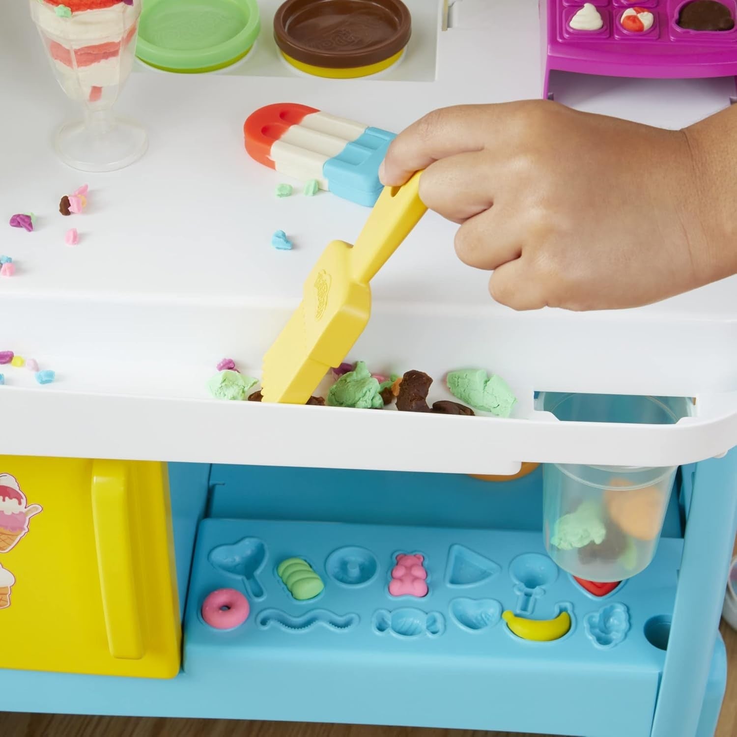 Kids Ice Cream Truck Playset Play Dough Kitchen Van Sounds 27 Accessories