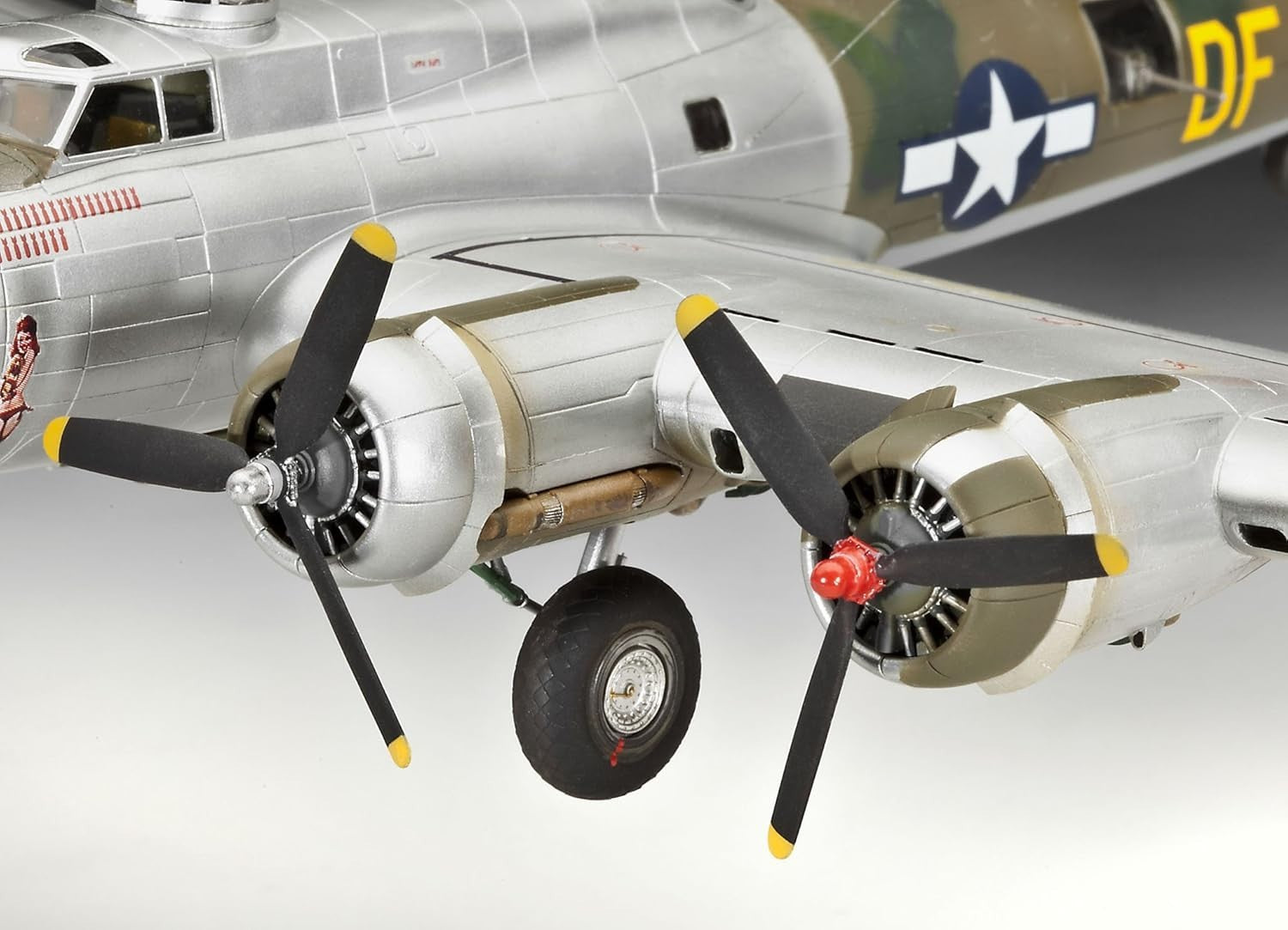 1:72 B-17G Flying Fortress WWII Bomber Model Kit – 237pcs Aircraft Build