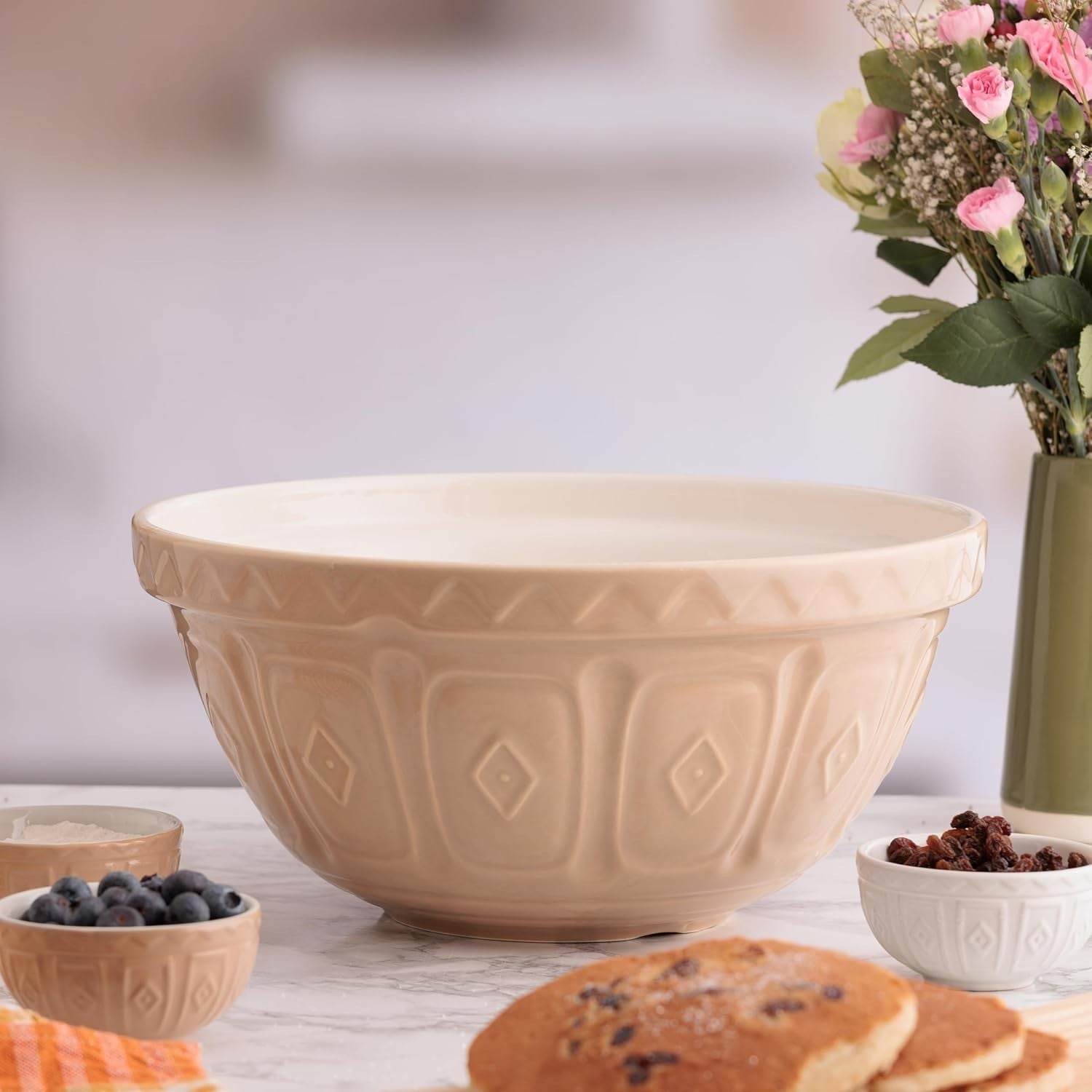 4.5L Ceramic Mixing Bowl 29cm Embossed Woodland Design Grey