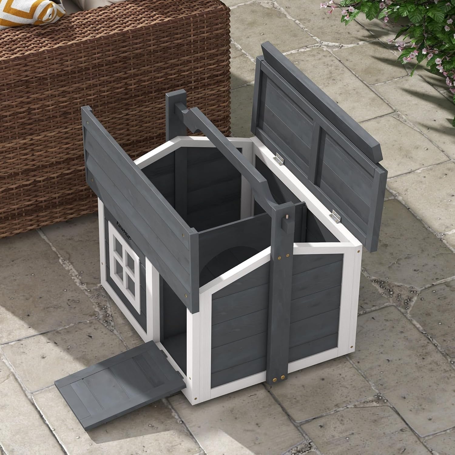 Indoor Outdoor Rabbit Hutch Wooden Small Pet House with Handle Opening Roof