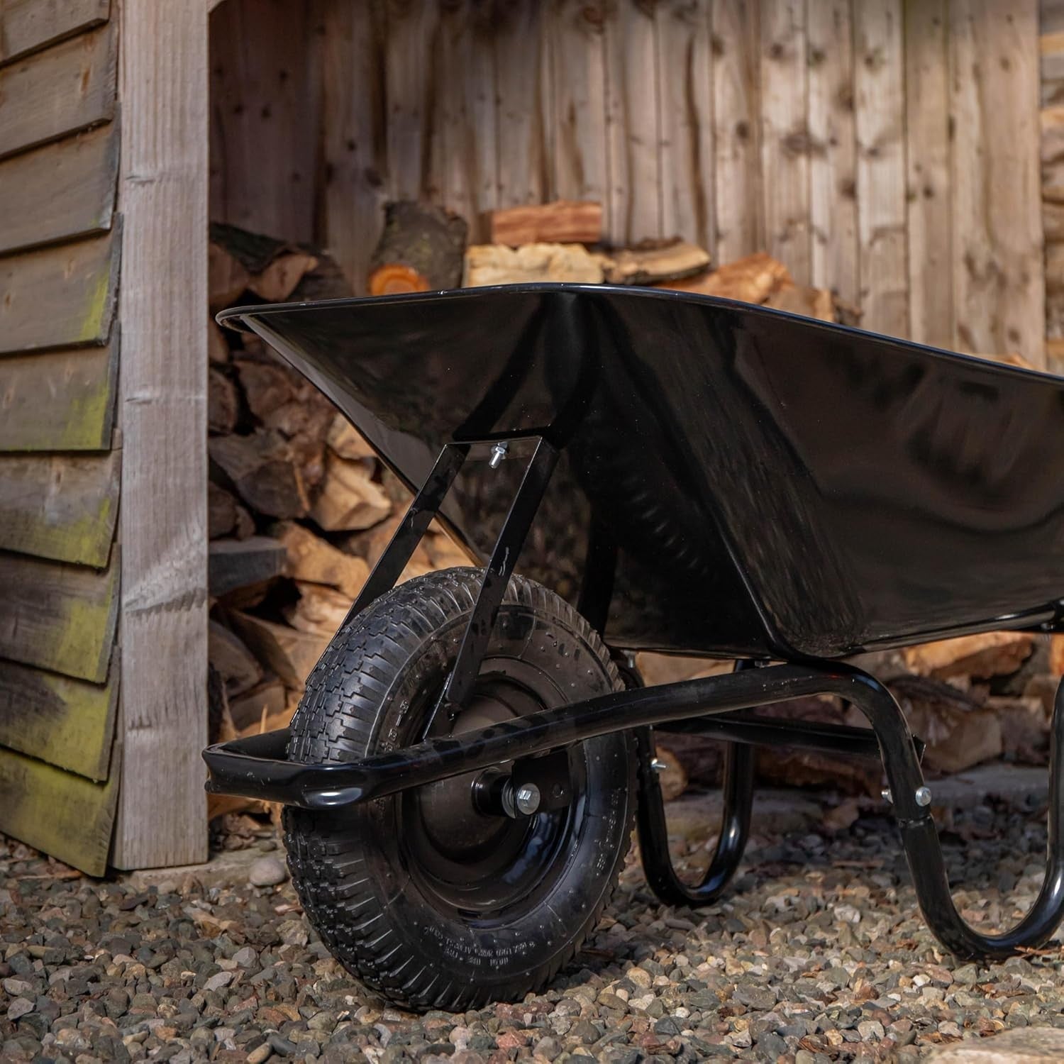 90L Black Galvanised Wheelbarrow – Steel Frame w/ Pneumatic Tyre 150kg Capacity